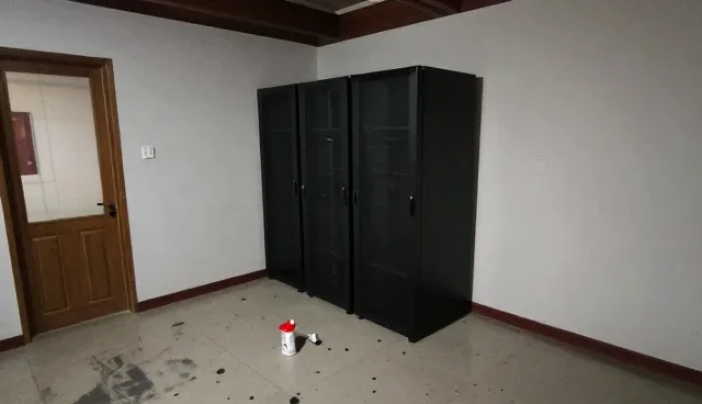 企业微信域名与服务器托管的网络稳定性误区分析